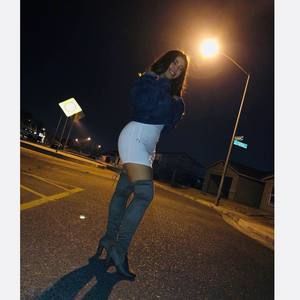 Meet your Posher, Harley